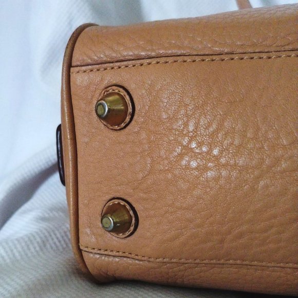 Coach Hamptons Pebbled Leather Satchel in Sand w/Brass Hardware EUC - Picture 5 of 10